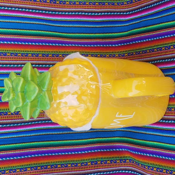 🍍Rae Dunn Ceramic Pineapple Welcome Coffee Tea Mug Yellow and Green NWT - Picture 5 of 9